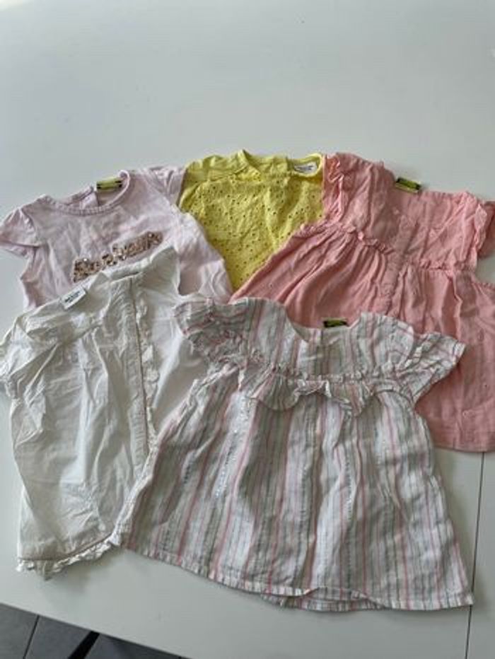 Lot vêtements fille 9 mois - photo numéro 2