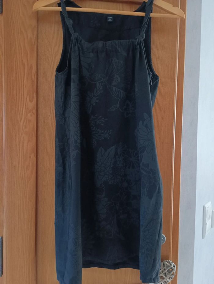 Robe Terre de Marin taille 38 en très bon état