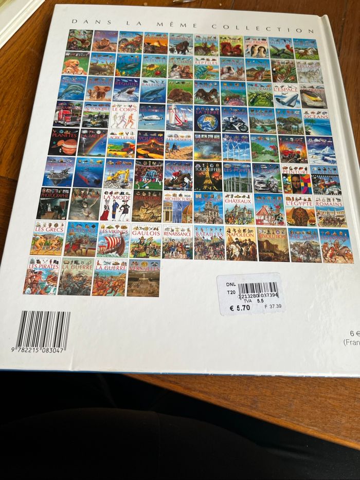Livre l’imagerie animale des dauphins - photo numéro 2