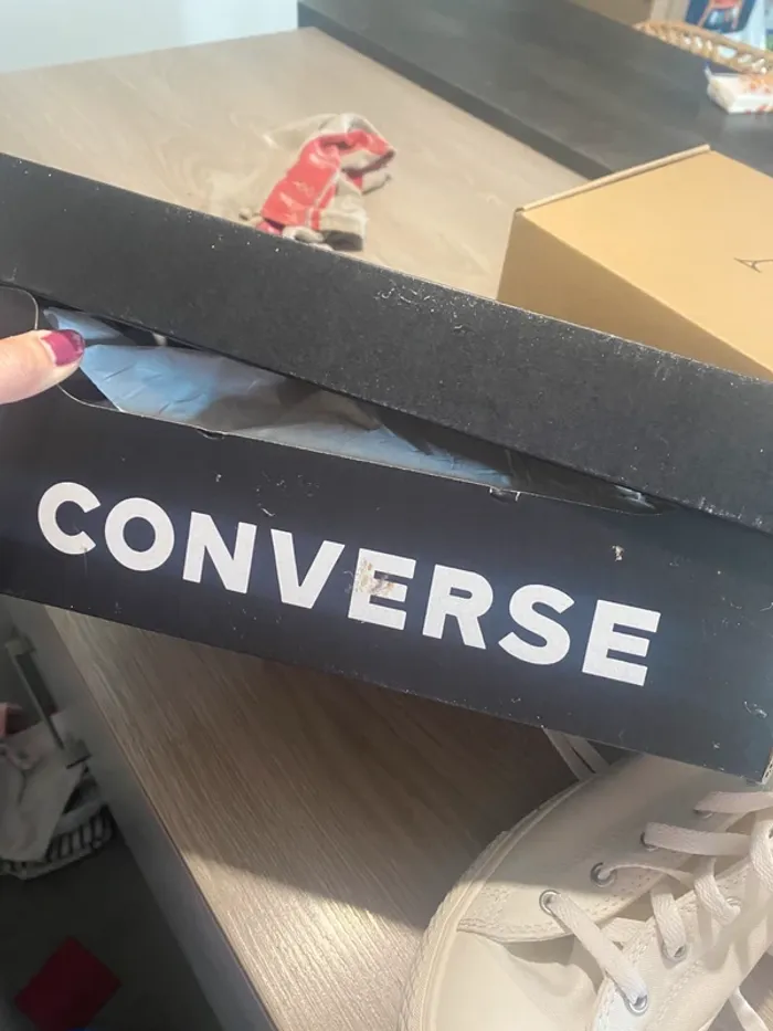 Converses femme neuve avec cœur - photo numéro 5