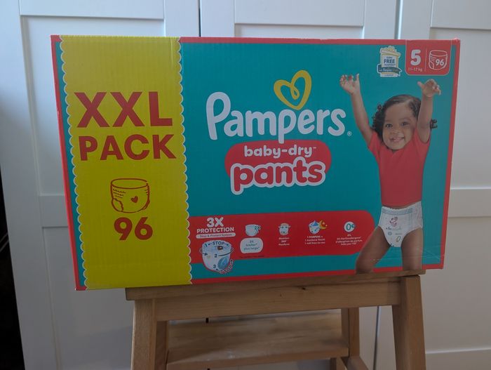 Pampers pants taille 5 96 couches