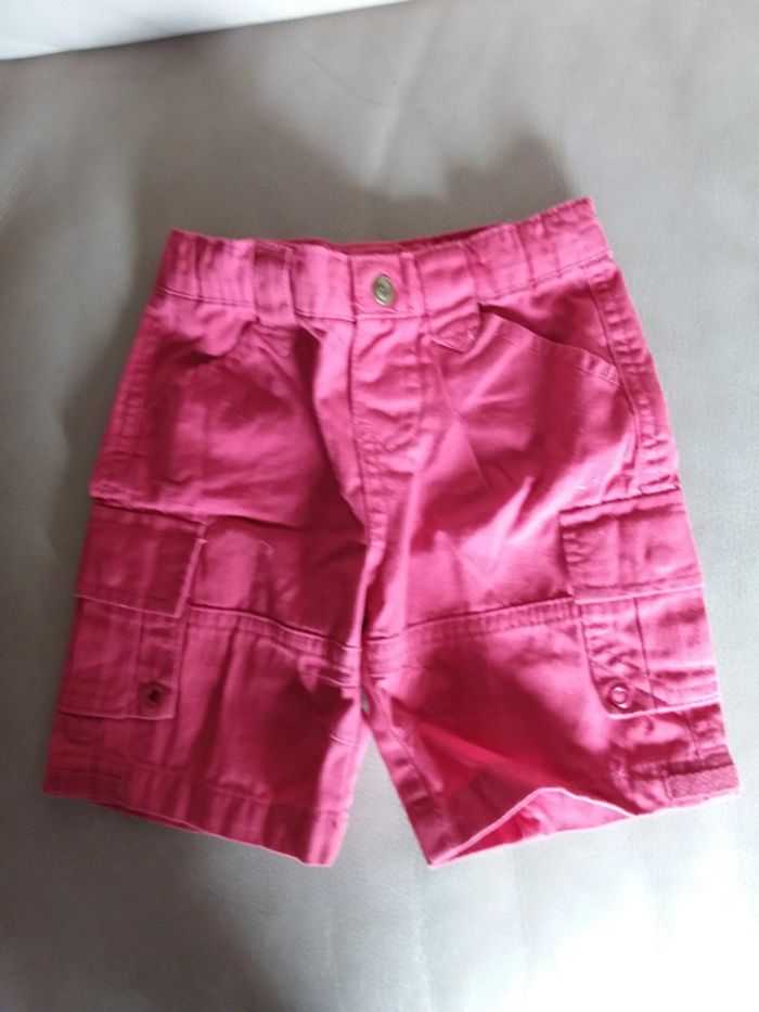 Short rouge 9 mois