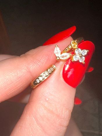 Boucles d'oreilles acier inoxydable pierre blanche