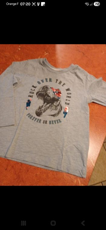 T.shirt garçon taille 3 ans