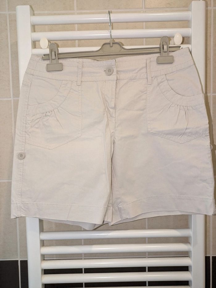 Short camaïeu beige T40