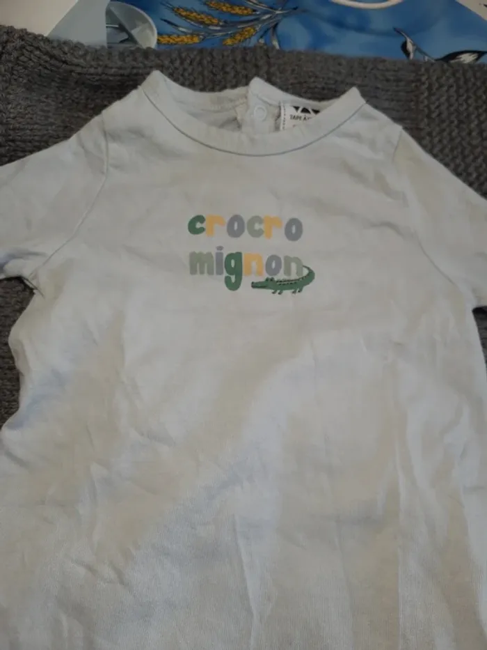 👶Pyjamas fin Tape A l'œil taille 6mois-68cm👶 - photo numéro 2