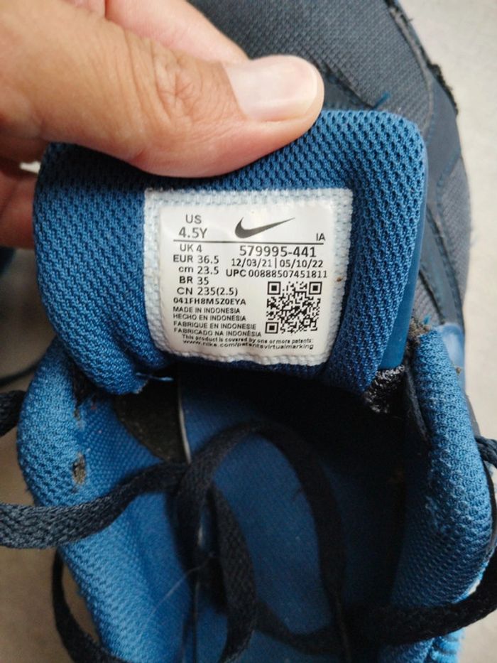 Baskets Nike air max ivo GS 36,5 - photo numéro 7