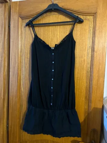 Robe noire colline, taille 34/36