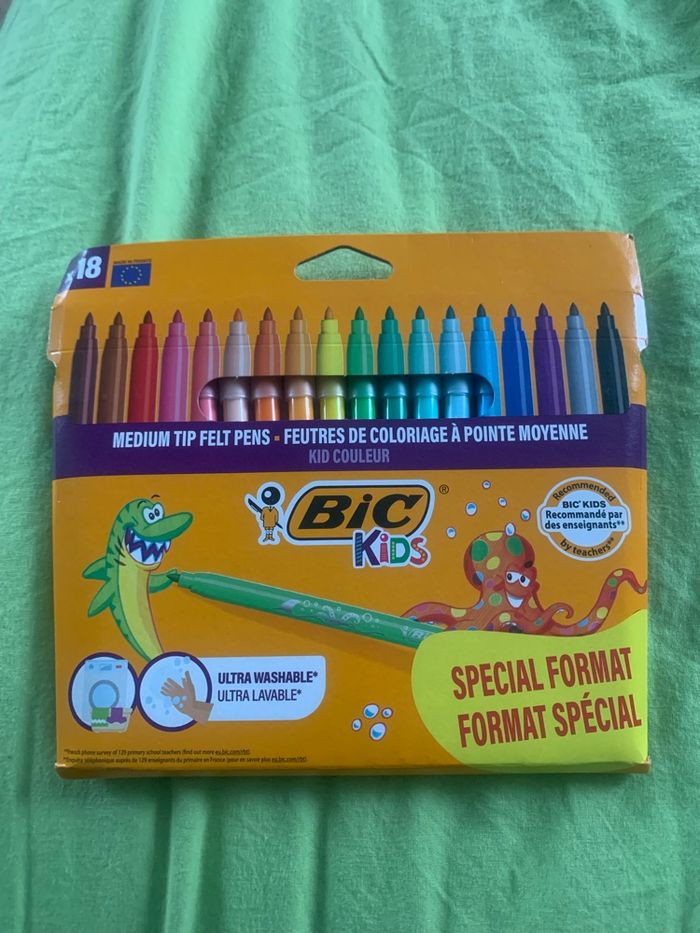 Boîte de 18 feutres - photo numéro 2