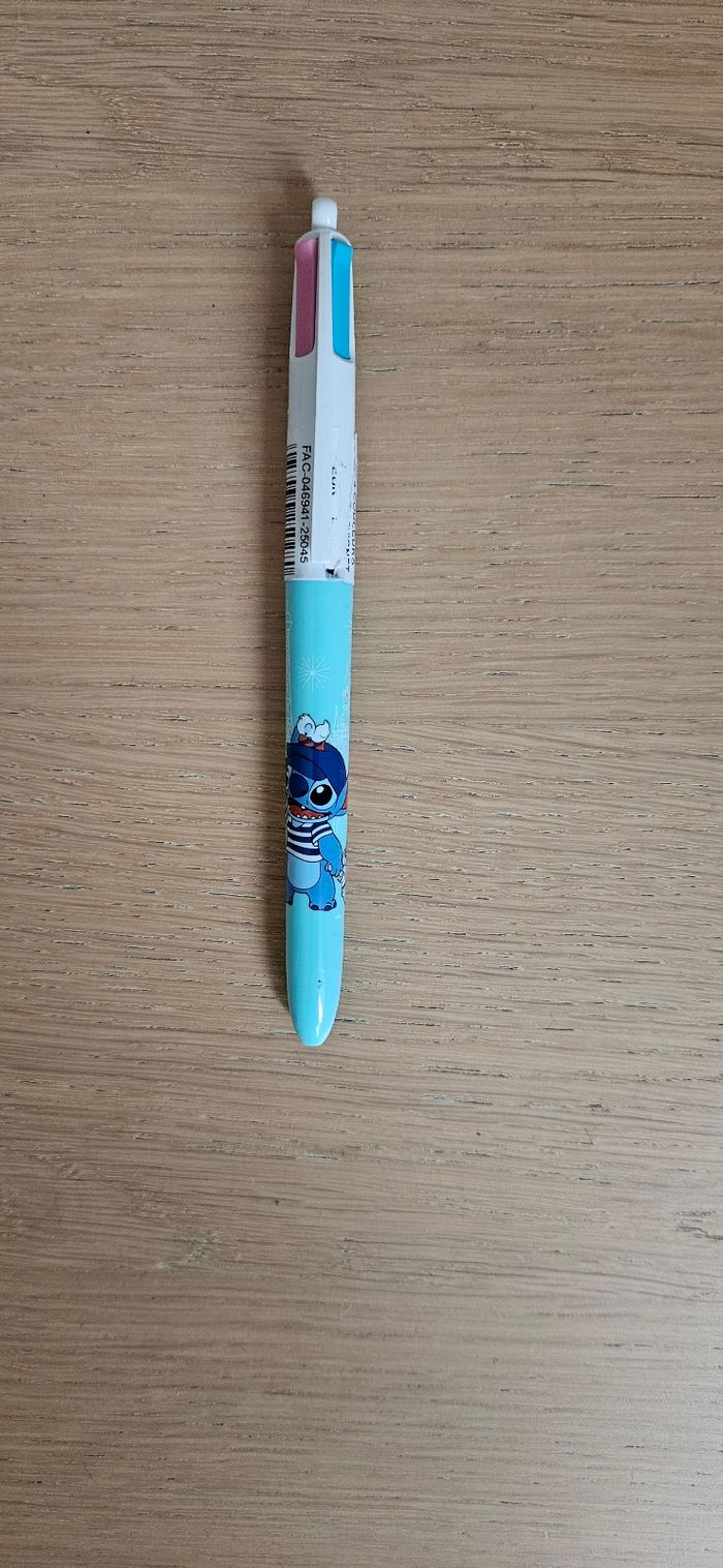 Stylo bic 4 couleurs stitch Paris disney parc