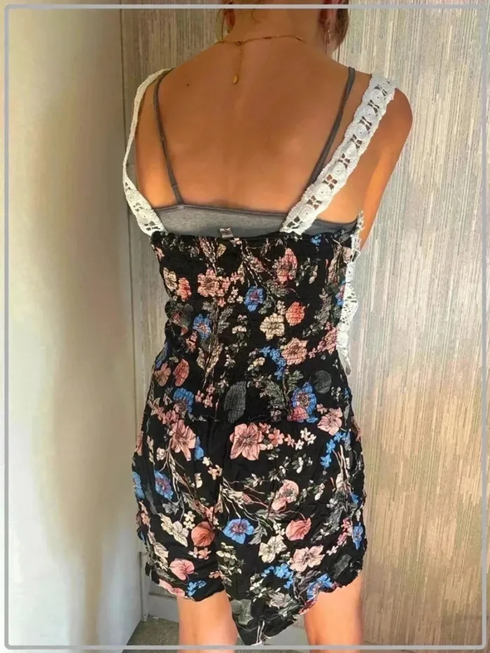 Combishort taille 38/40 neuve sans étiquette - photo numéro 3