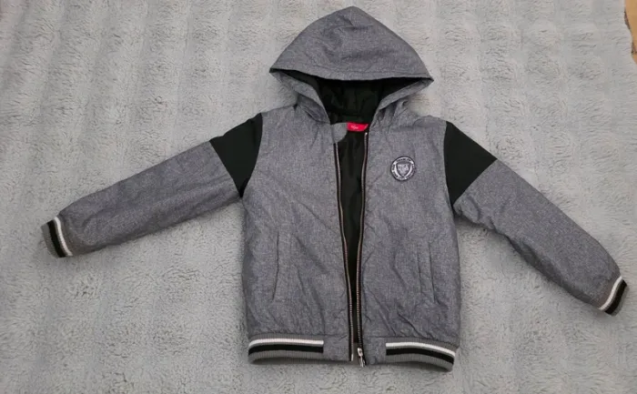 Veste 6ans - photo numéro 3