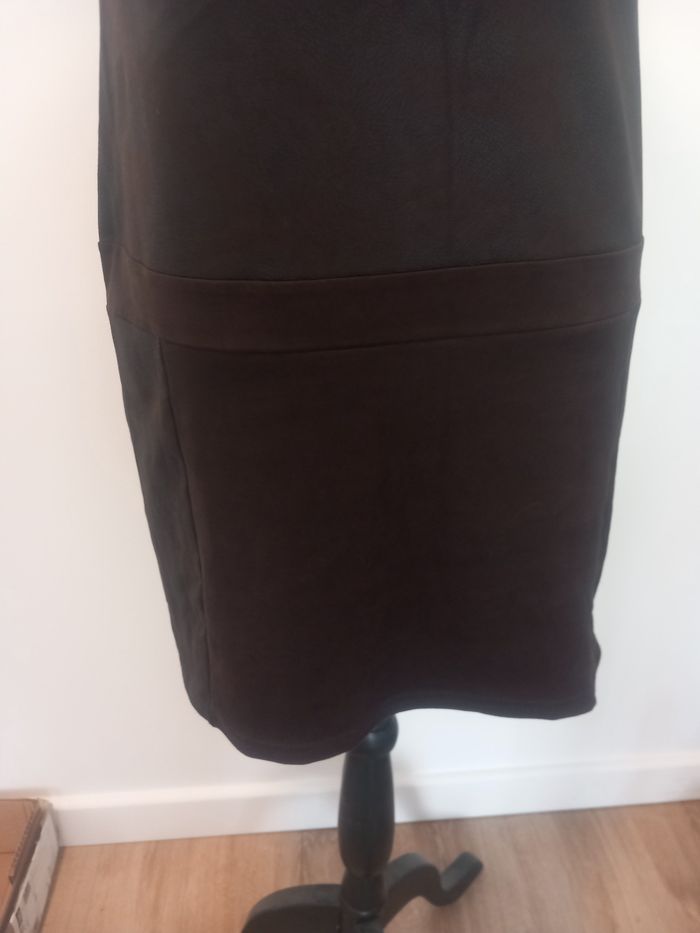 Robe élégante Cache cache simili cuir et daim - photo numéro 4