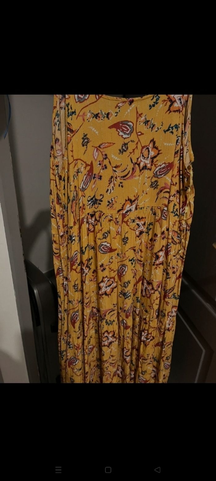 Robe jaune à motifs Kiabi 54 - photo numéro 3