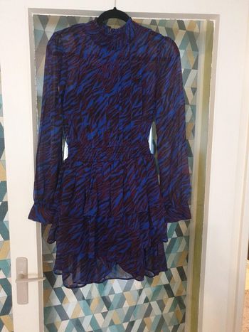 Robe courte élégante