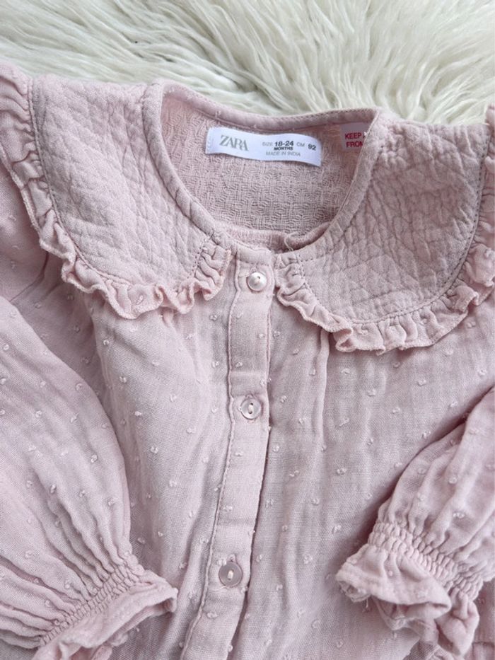 Fille 👧🏻 Blouse ml broderie rose zara 18/24 m - photo numéro 4
