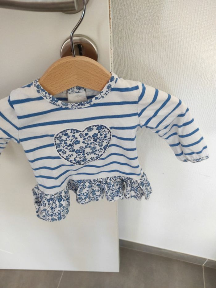 Robe 3 mois fleuri - photo numéro 2