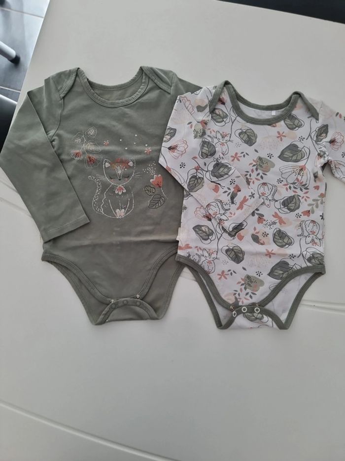 Lot 2 bodies Vert et blanc