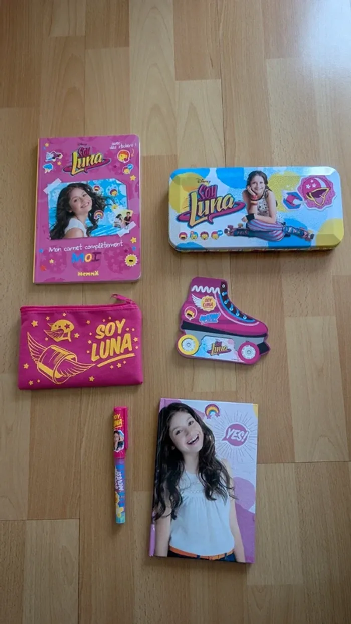 Lot articles Soy Luna jamais utilisés