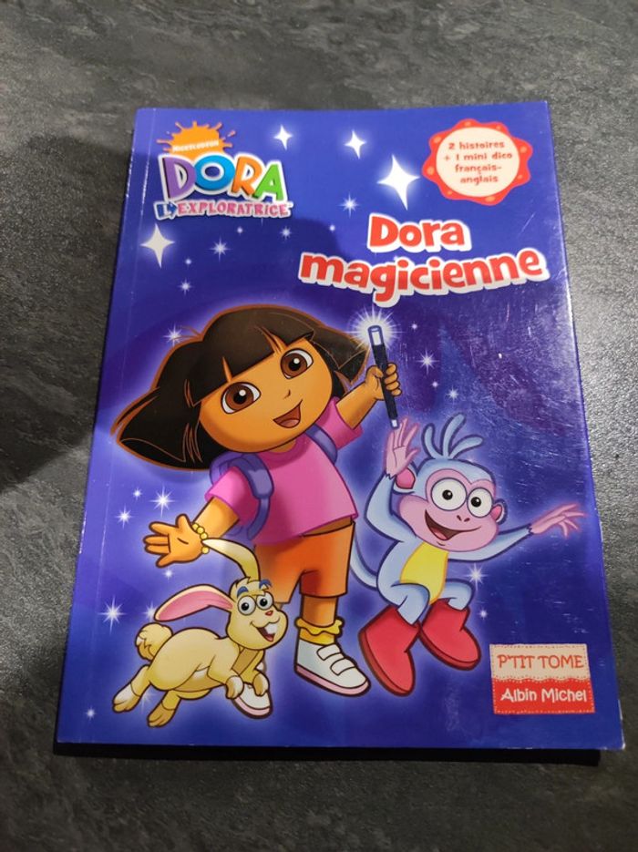 Dora l'exploratrice Dora magicienne