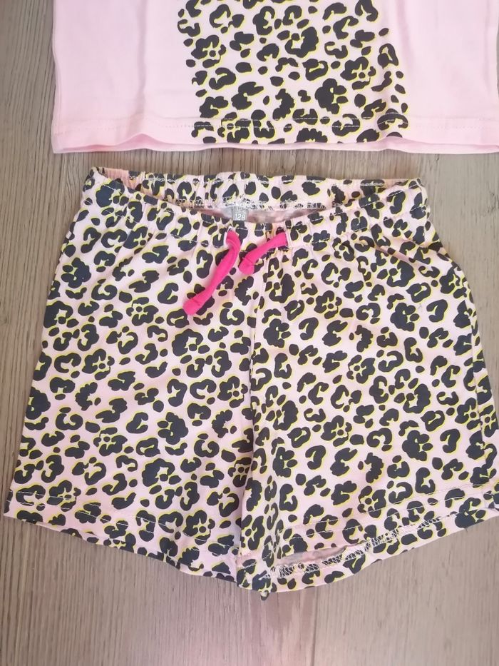 Pyjama 2pièces fille taille 8ans neuf - photo numéro 3