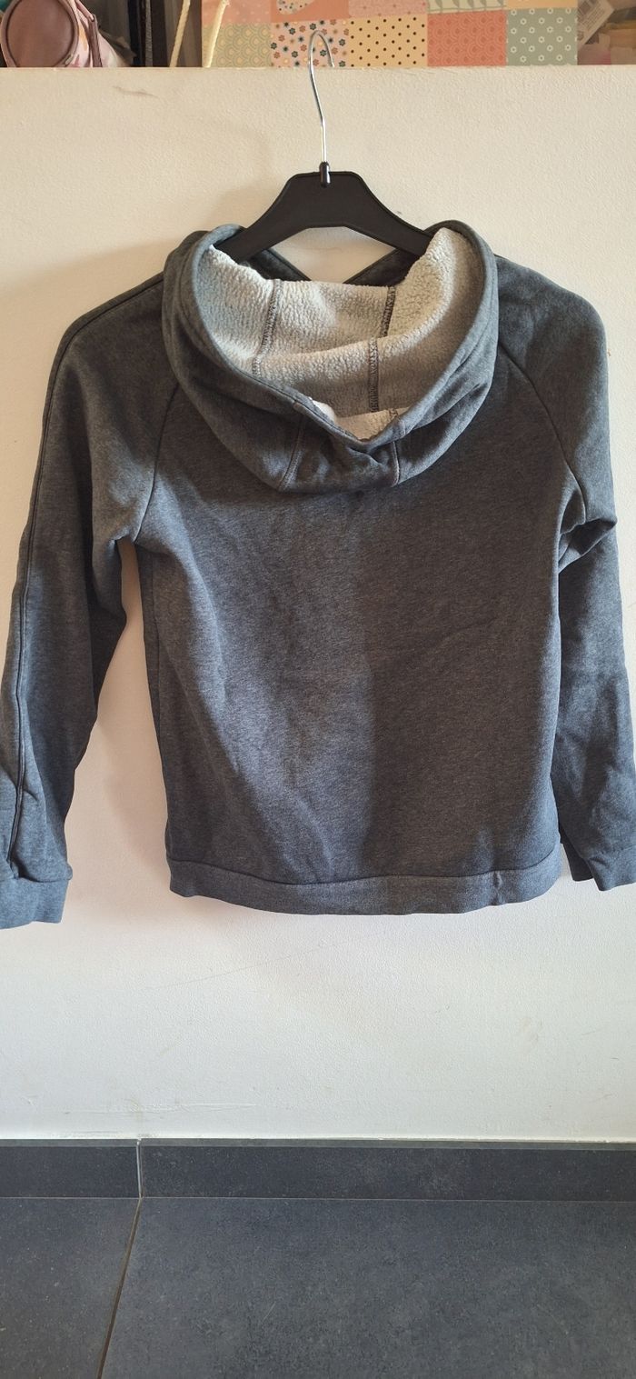Pull OL - photo numéro 2