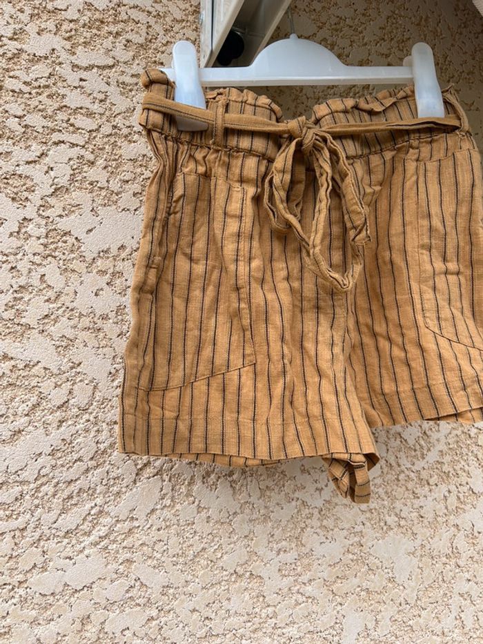 Short Jennyfer Taille XS/34 - photo numéro 2