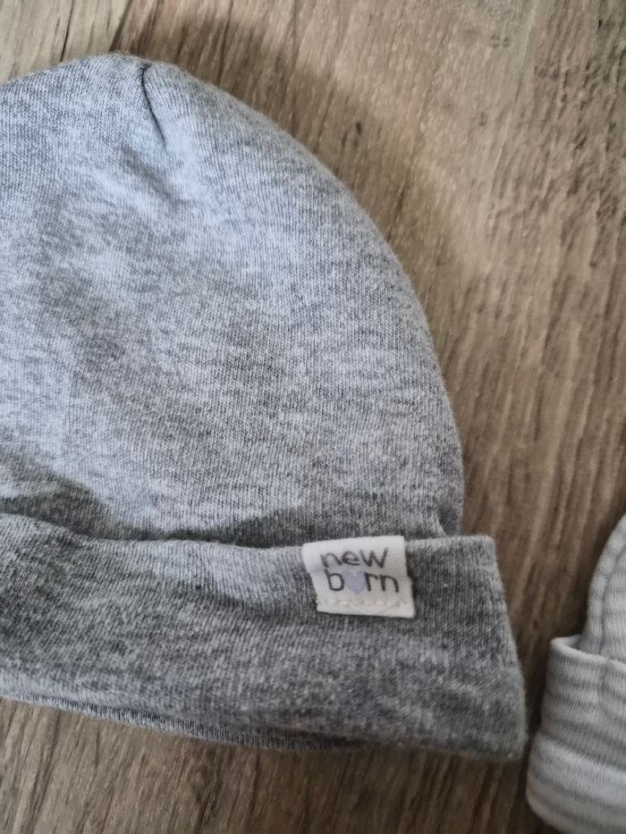 Lot 2 bonnets - photo numéro 3