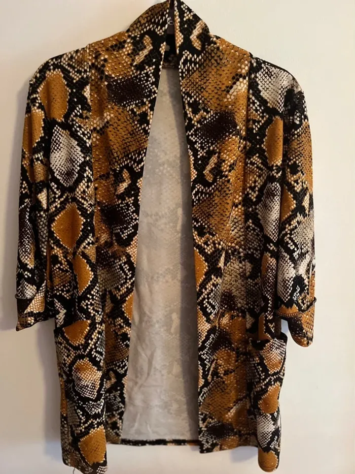 Veste légère 🌺 - photo numéro 2