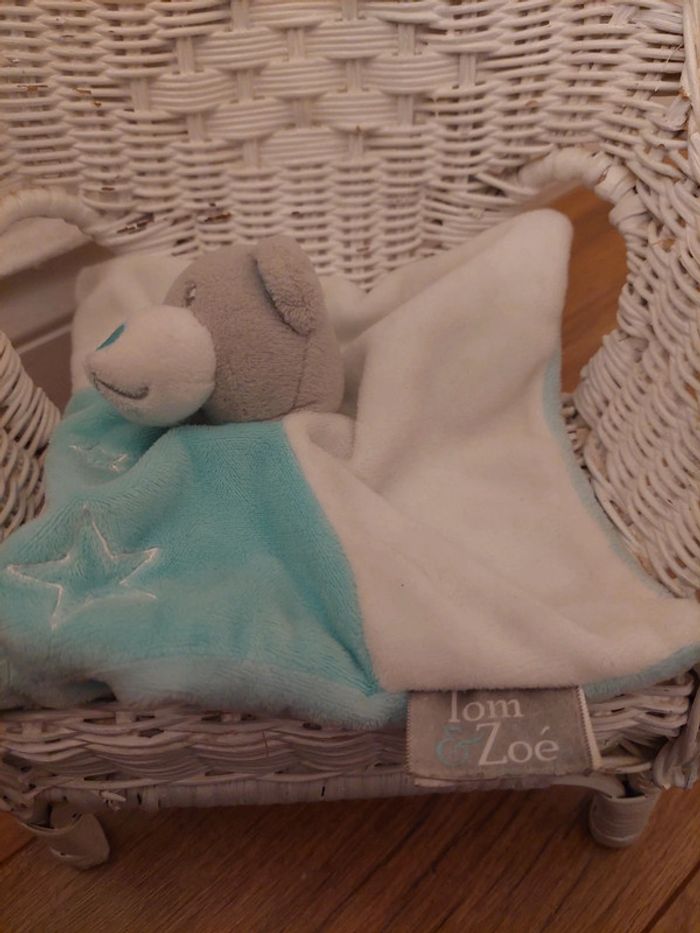 Doudou mouchoir ours Tom & Zoé - photo numéro 3