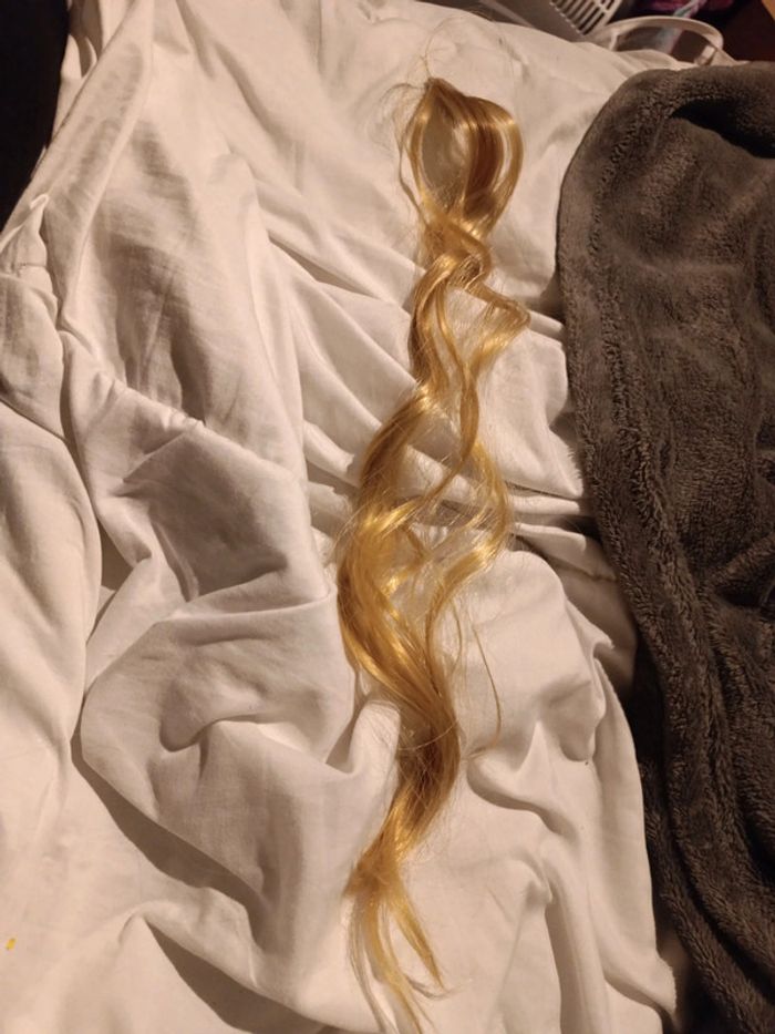 Extension mèche de cheveux blonde - photo numéro 2