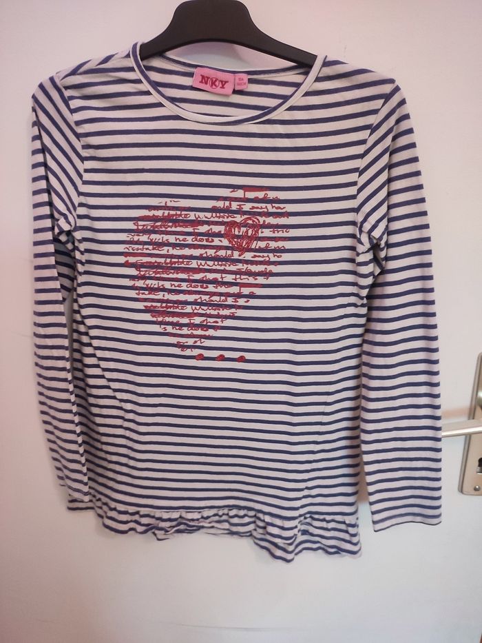 Tee shirt