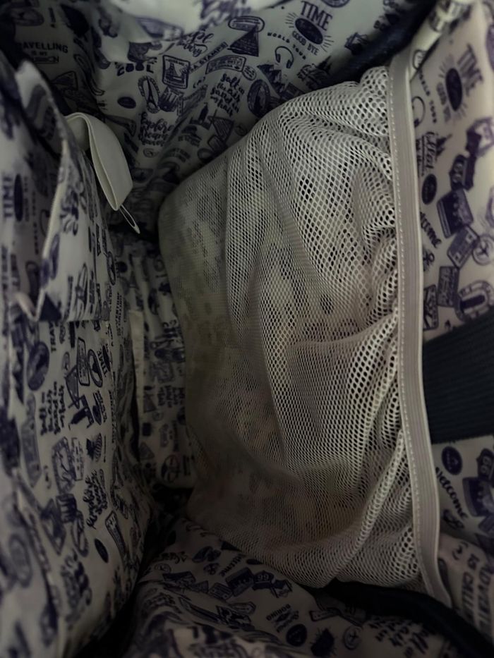 Sac cabaïa en similicuir en très bon état - photo numéro 4