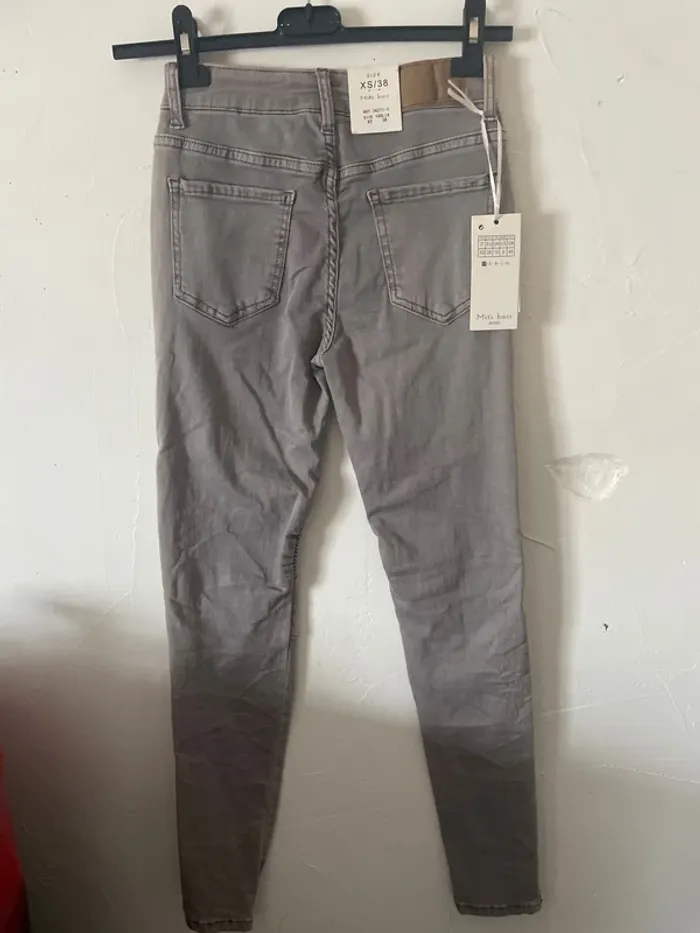 Jean gris n°475 - photo numéro 5
