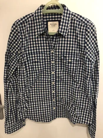 Chemise à carreaux