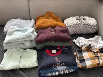 Gros lot de haut taille 6 mois