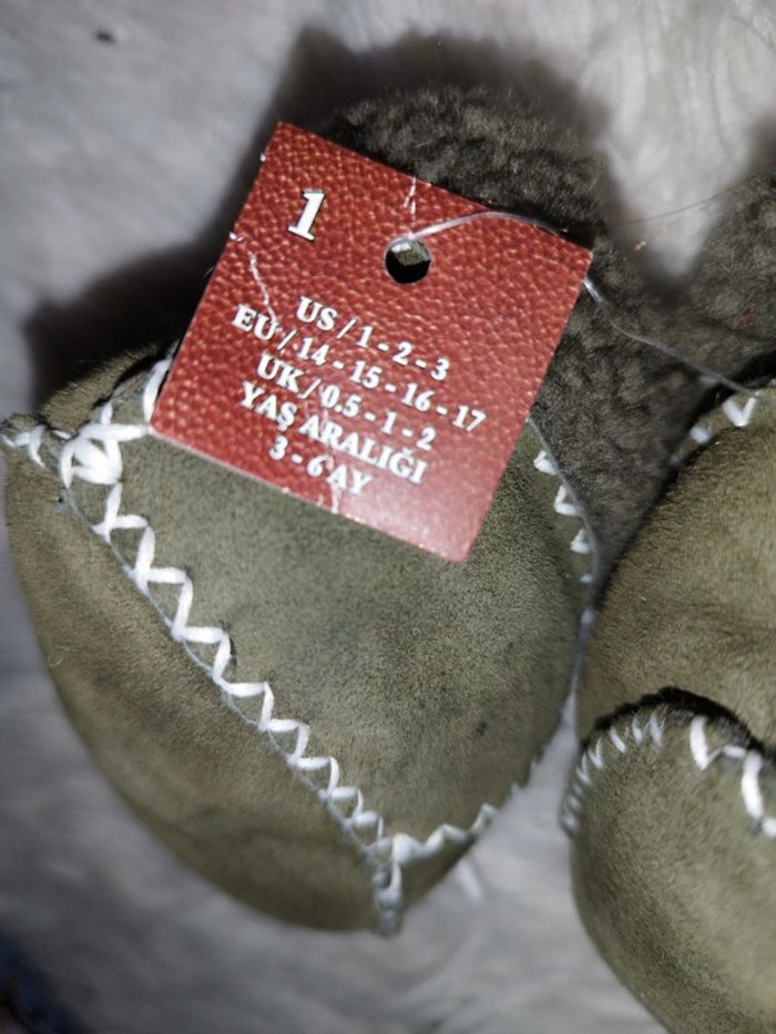 Chaussures bebe - photo numéro 2