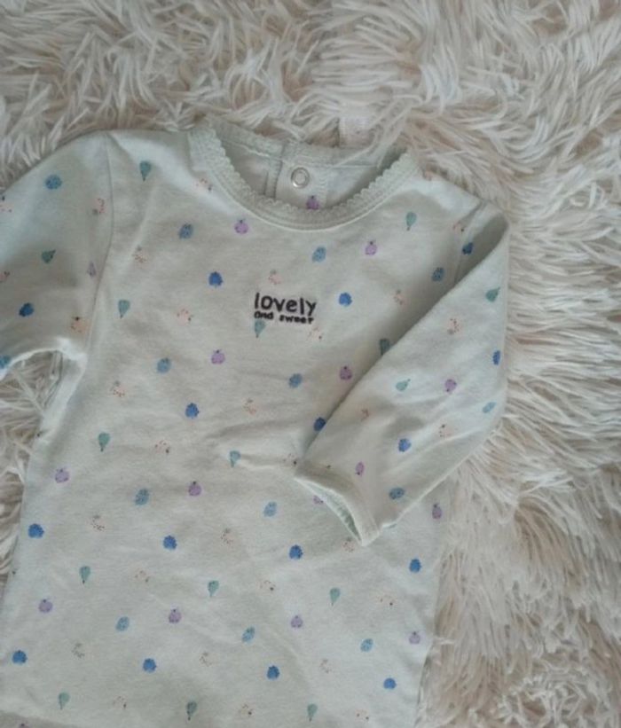 Pyjama léger 3mois kiabi 💚🤍 - photo numéro 2