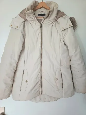 Doudoune crème à capuche amovible H&M