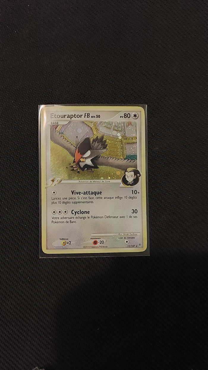 Etouraptor 11/147 holographique