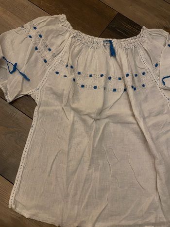 Haut bleu et blanc léger taille L