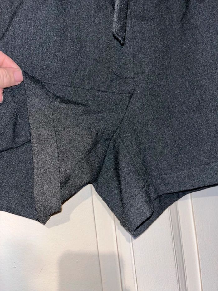 Short gris taille haute jennyfer taille 36 - photo numéro 6