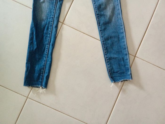 Levi's 711 super skinny W25 - photo numéro 5