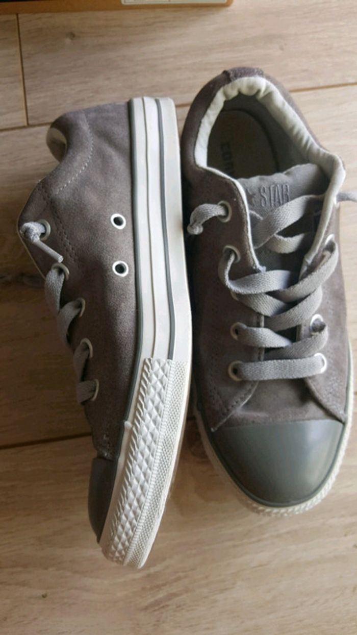 Converse grises - photo numéro 4