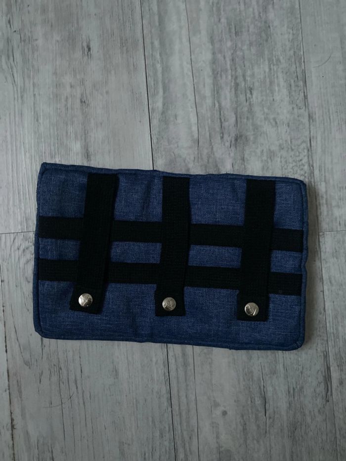 Pochette avant - photo numéro 2