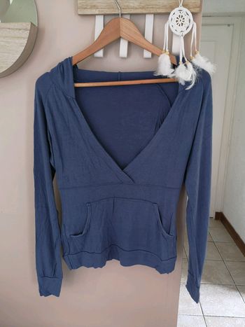 Top à capuche