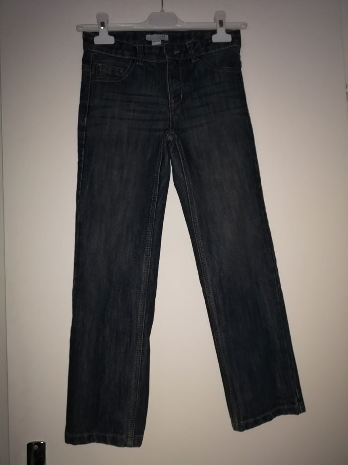 Jean LH la halle taille 9 ans