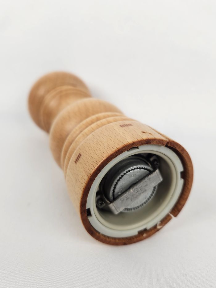 Poivrier Peugeot classique en bois naturel Mécanisme de qualité - photo numéro 7