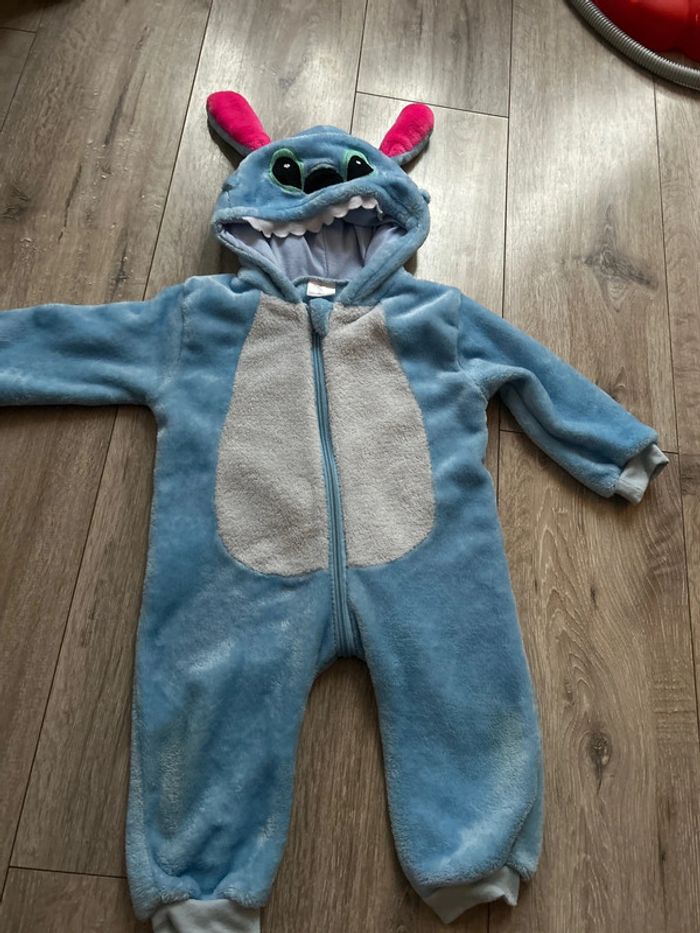 Combinaison stitch