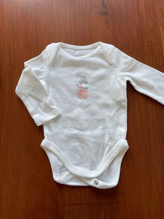 Lot de 2 bodies neufs Obaïbi taille 1 mois. - photo numéro 2